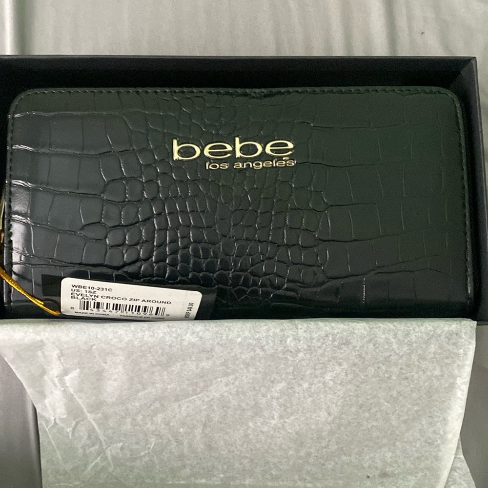Black Bebe Los Angeles wallet BRAND NEW!!